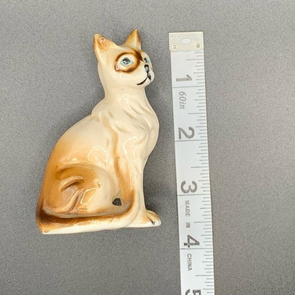 VTG Siamese Cat Kitten Ring Eyed Figurine Mid-Century Taiwan - Picture 6 of 6